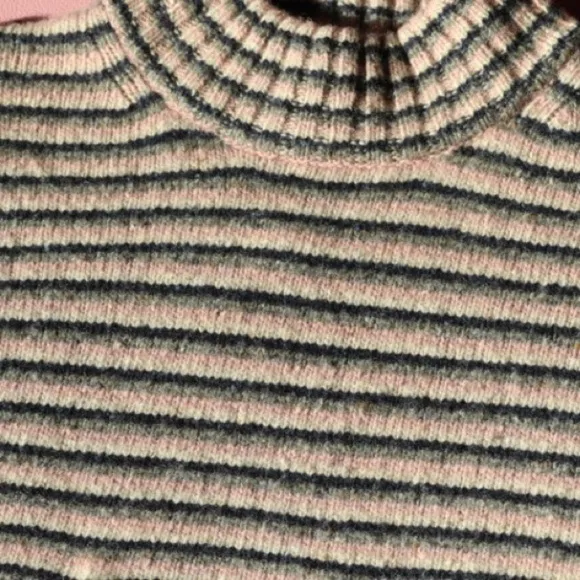 🅽🅴🆆 𝓜𝓪𝓭𝓮𝔀𝓮𝓵𝓵 merino wool fair trade pocket stripe sweater, XXS