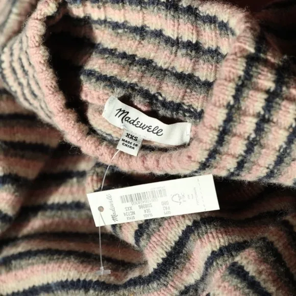 🅽🅴🆆 𝓜𝓪𝓭𝓮𝔀𝓮𝓵𝓵 merino wool fair trade pocket stripe sweater, XXS