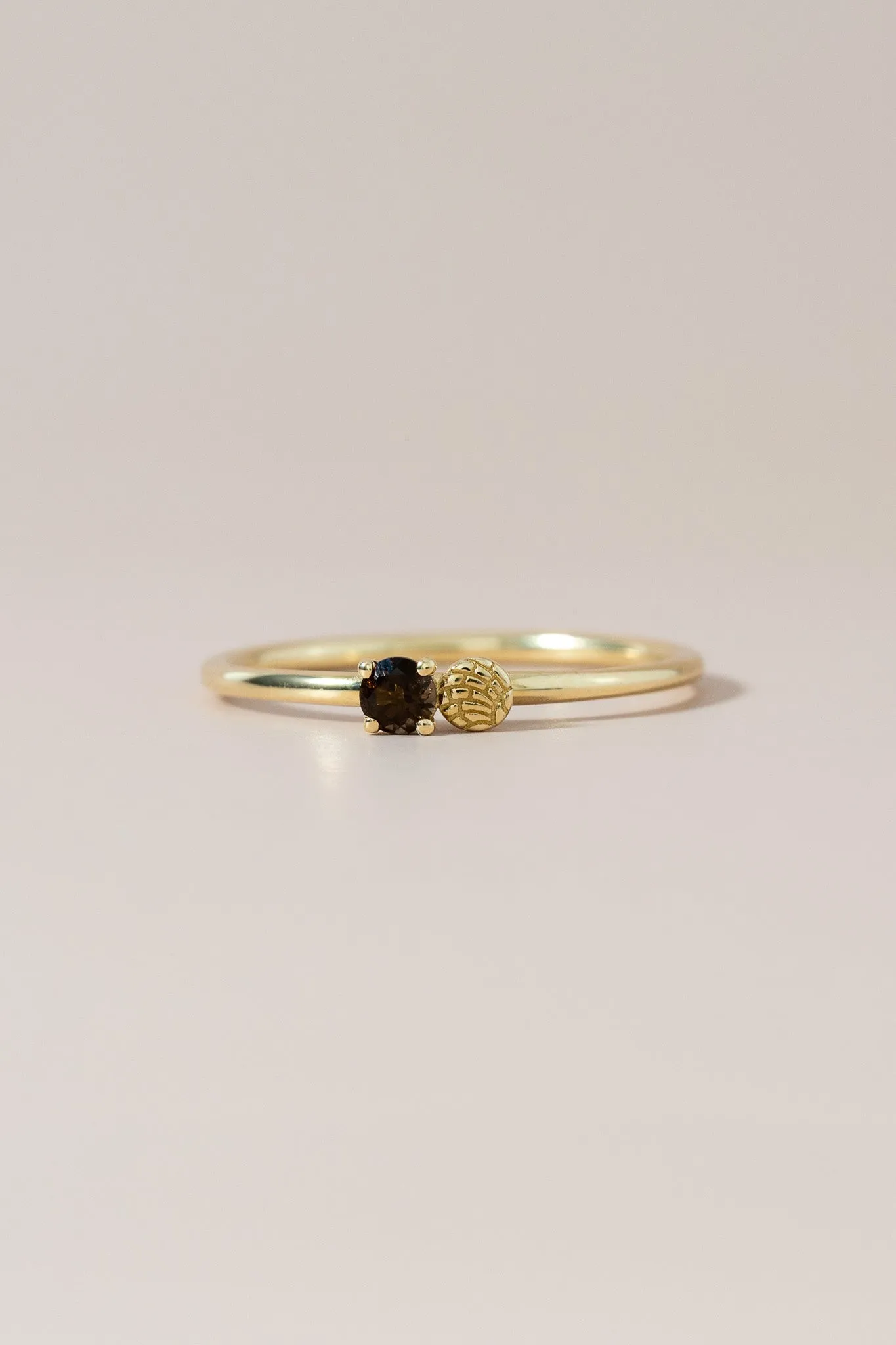 14K Smokey Topaz Cafe & Concha Ring