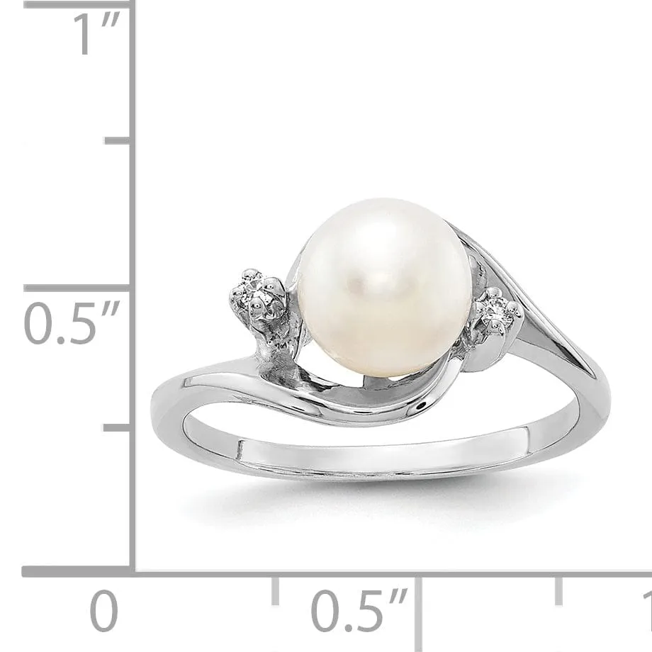 14k White Gold Pearl Diamond Ring