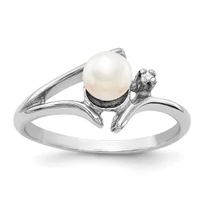 14k White Gold Pearl Diamond Ring