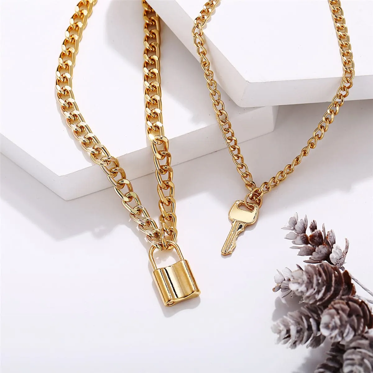 18K Gold-Plated Lock & Key Pendant Layer Necklace