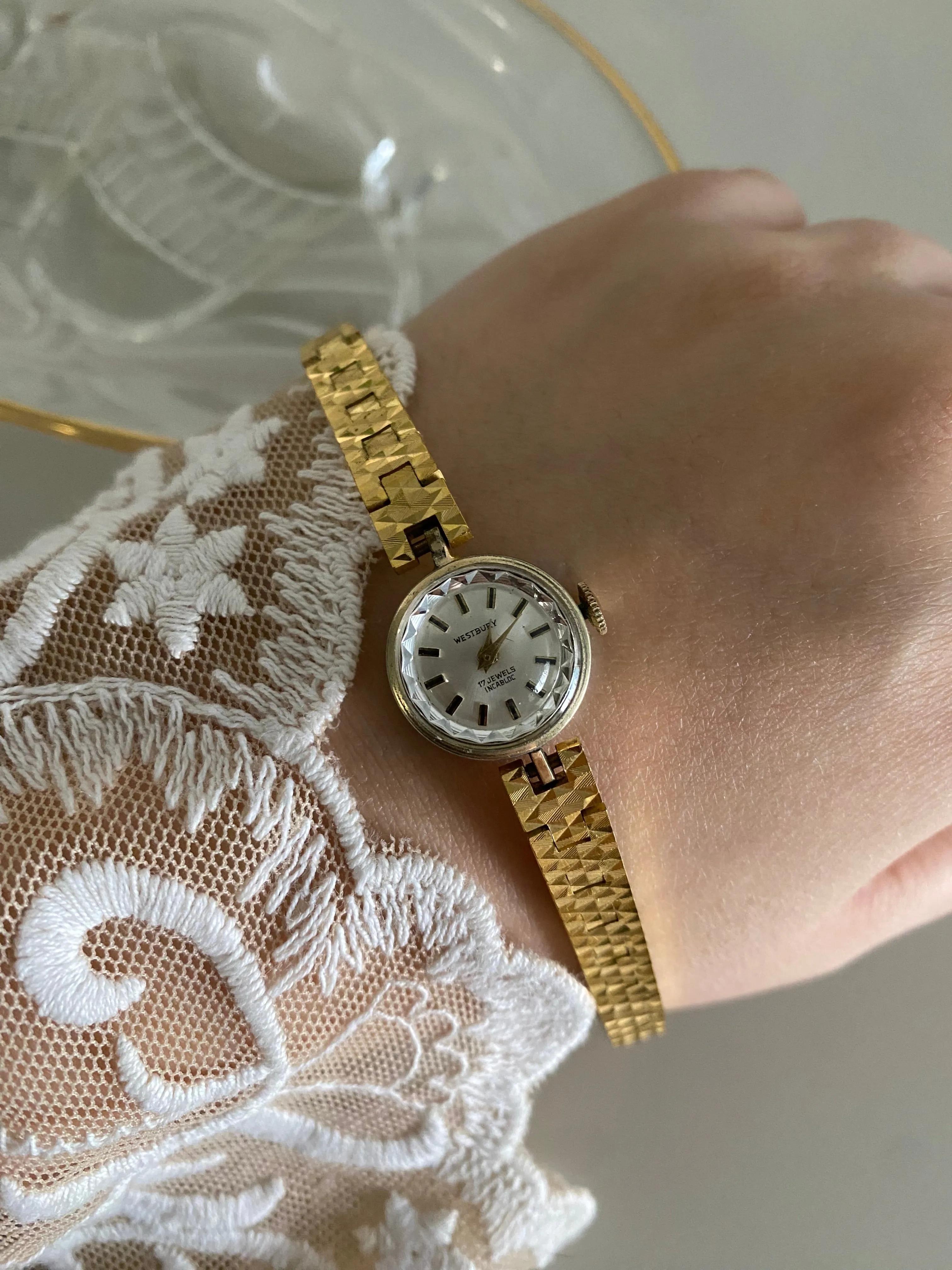 1960s Vintage Westbury Dainty Ladies Mechanical Watch