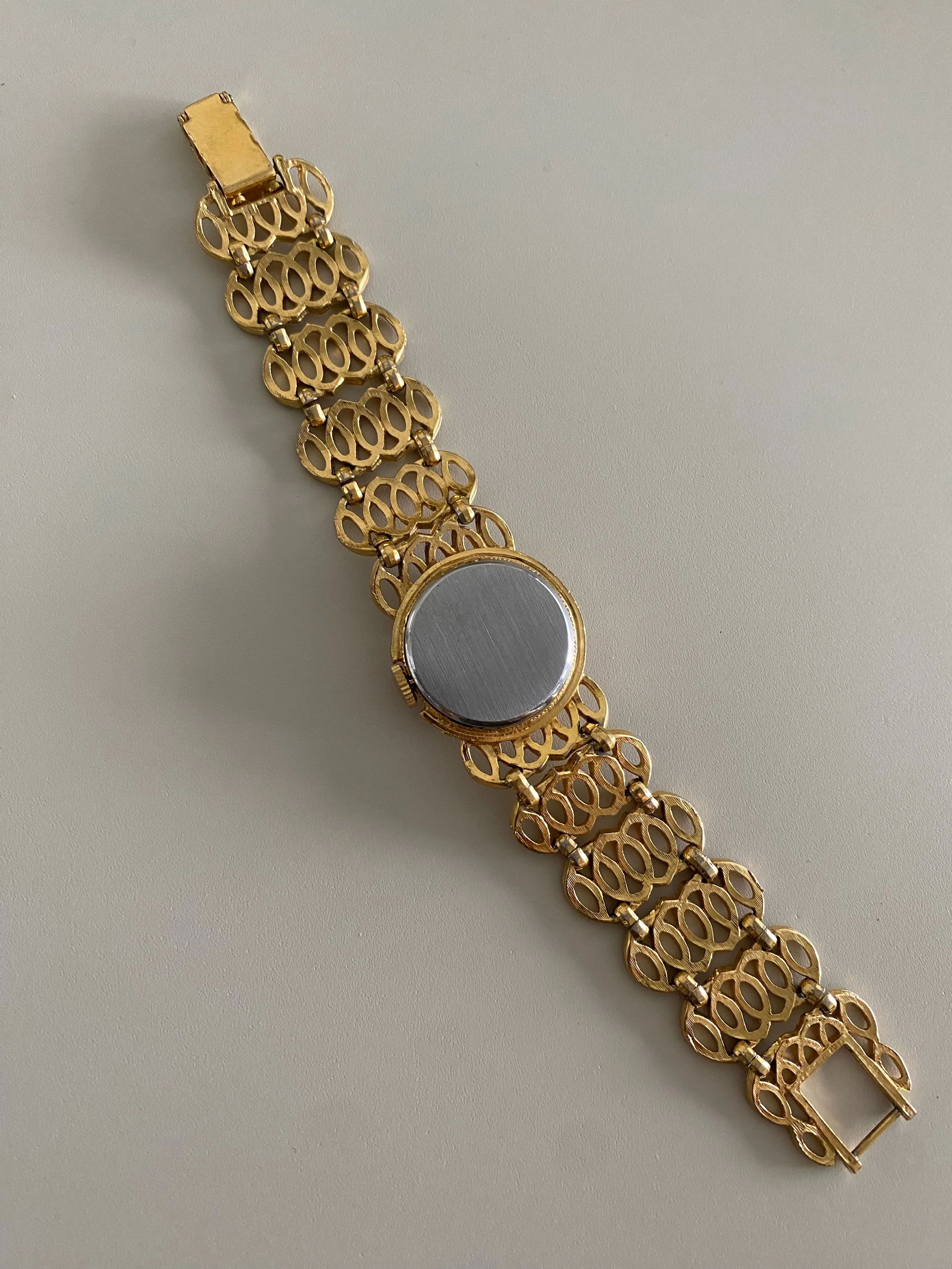 1970s Vintage Filigree Art Deco Vendôme Mechanical Watch