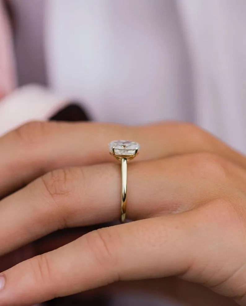 2.00ct Oval Moissanite engagement ring vintage unique Cluster yellow gold engagement ring for women diamond wedding Bridal Anniversary gift