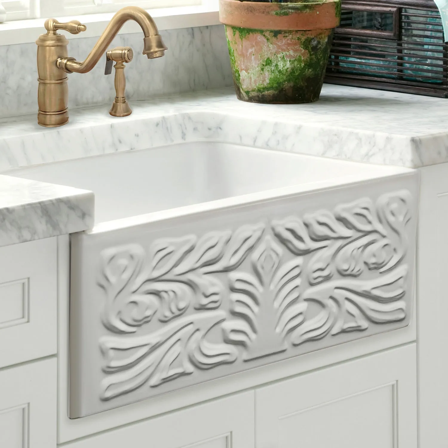 30" Reversible Single Bowl Fireclay Kitchen Sink: Roman Floral & Fluted Front Apron