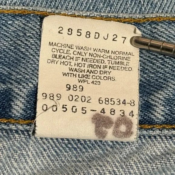 32w Y2K Vintage Levi’s 505‎ jeans