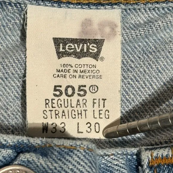 32w Y2K Vintage Levi’s 505‎ jeans