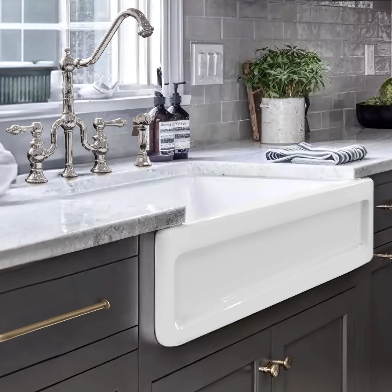 33" reversible single bowl fireclay kitchen sink: shaker panel, beveled front apron