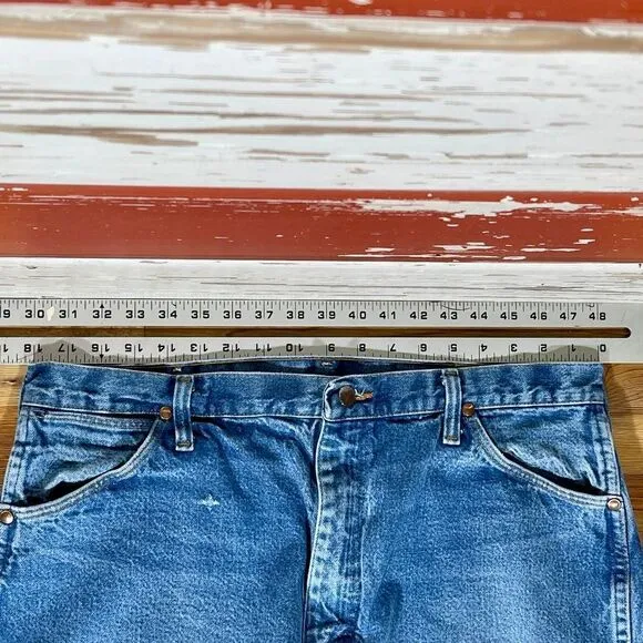 36w USA‎ Vintage Wrangler Cutoffs