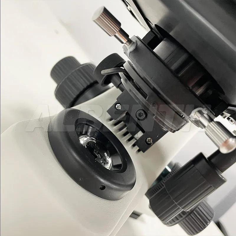 50X-1000X Trinocular Metallurgical Microscope with Polarization