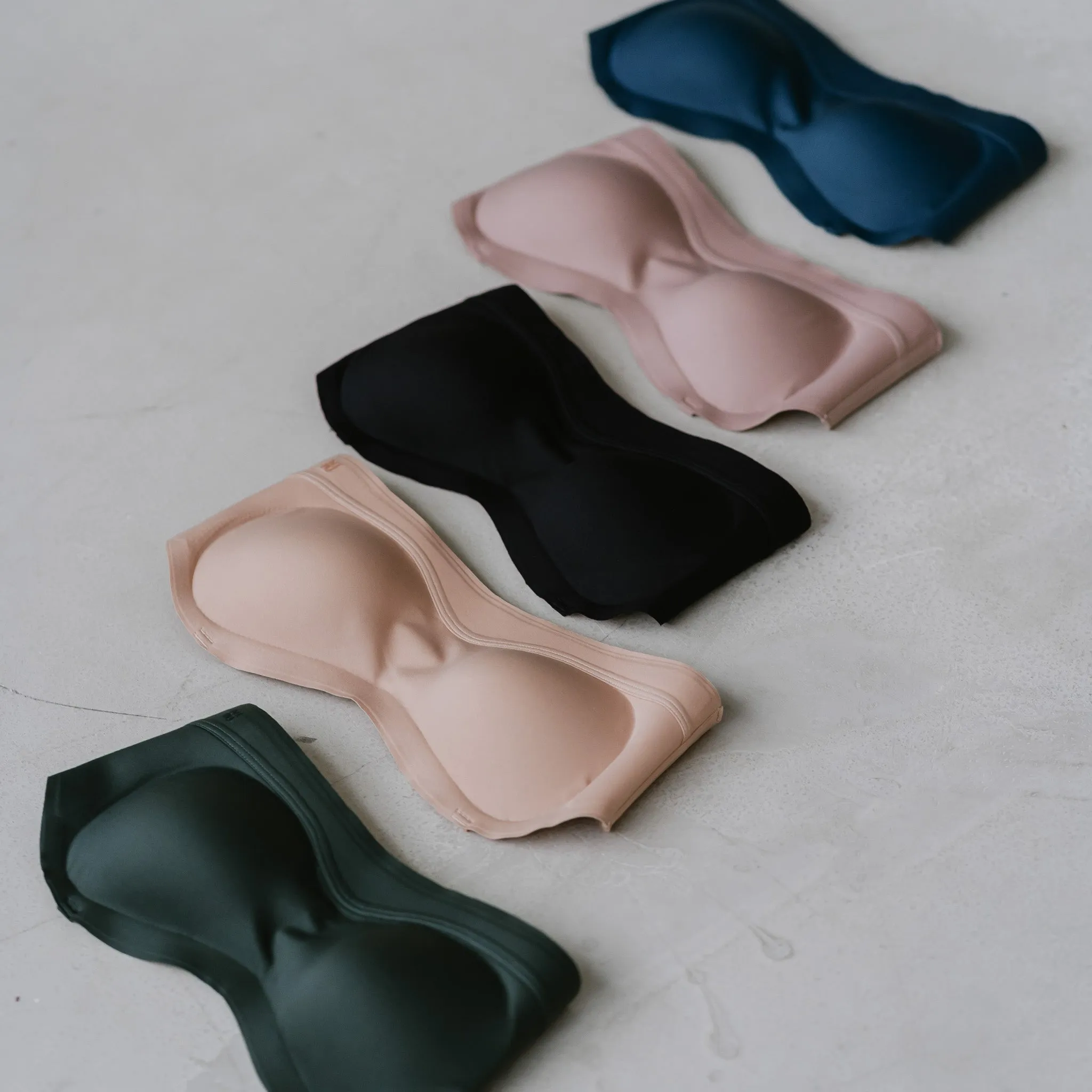 air-ee Multi-Way Bandeau Slim (Signature Edition) - Milk Tea