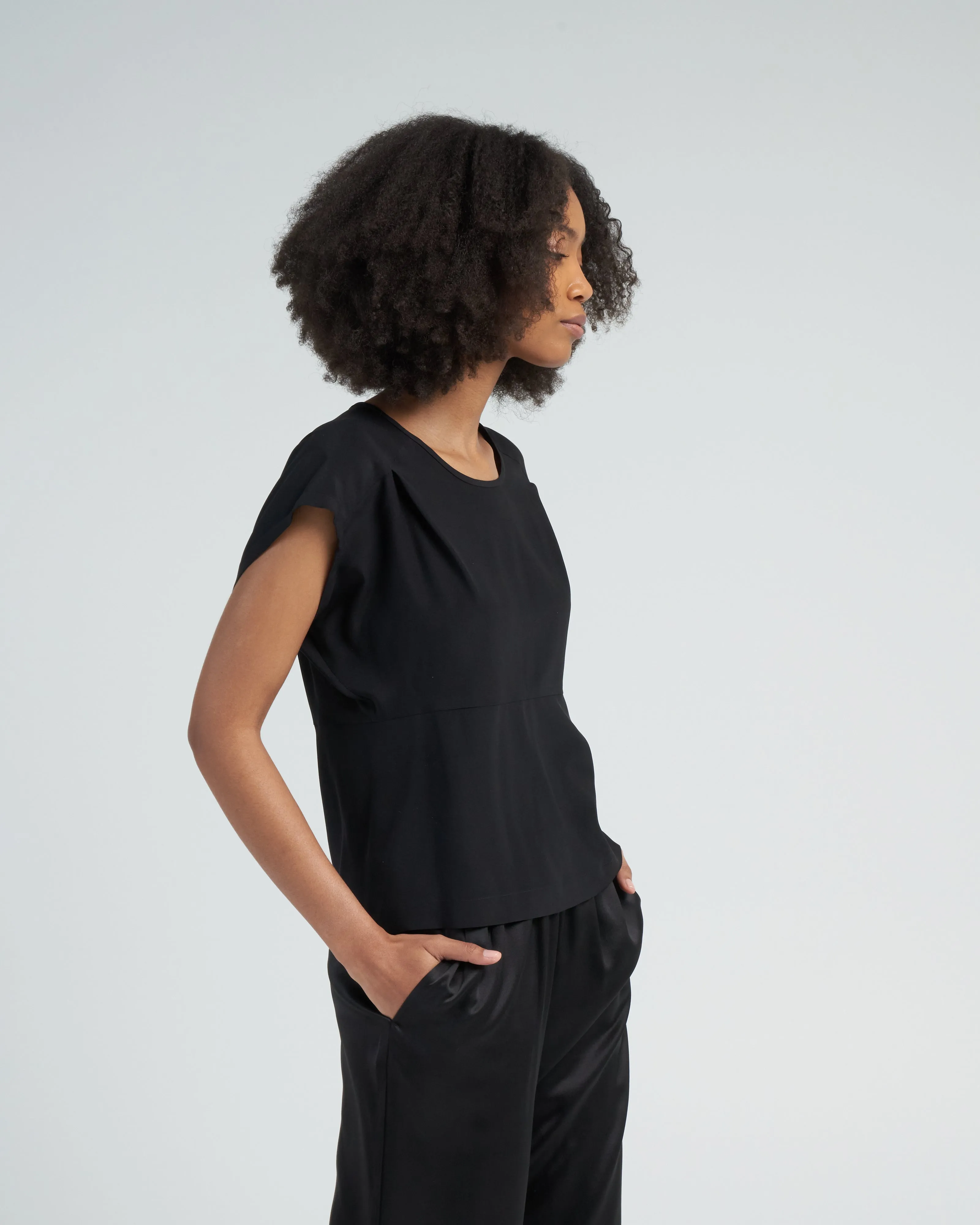 ama top - black