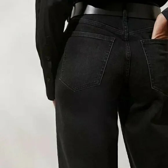 Banana Republic High-Rise Black Wash VINTAGE LOOK Straight Jeans Size 8/29