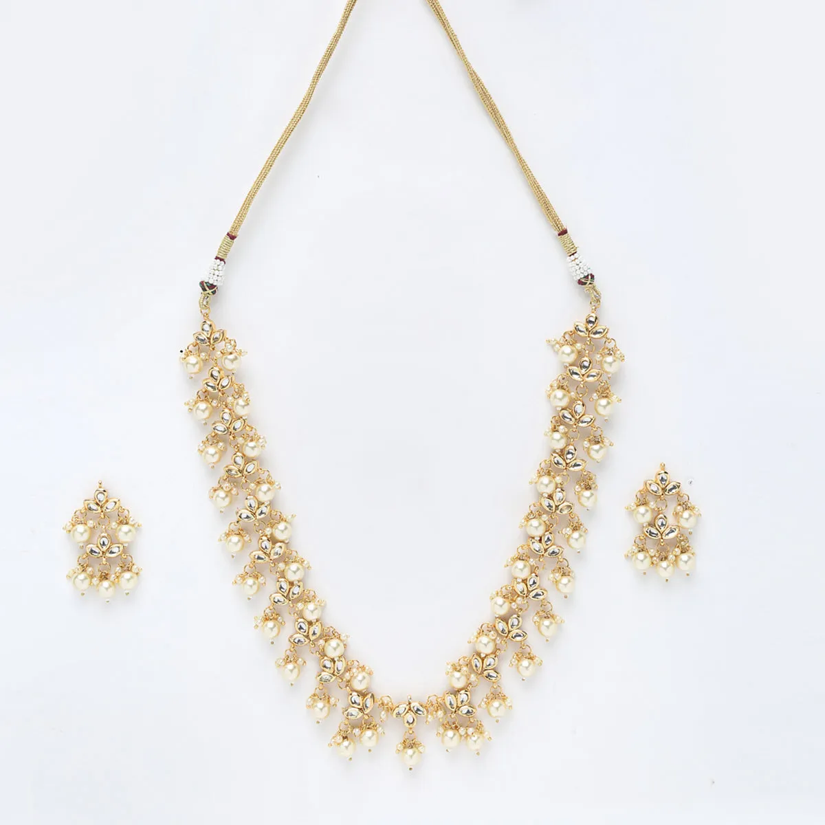 Beautiful Kundan Necklace With Earrings Set