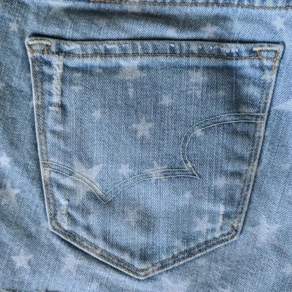 BIG STAR Remy Low Rise Fit cut-off distressed frayed denim shorts stars sz25 EUC