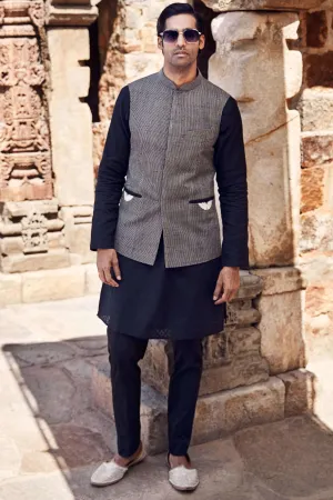 Black double wing bundi and kurta set