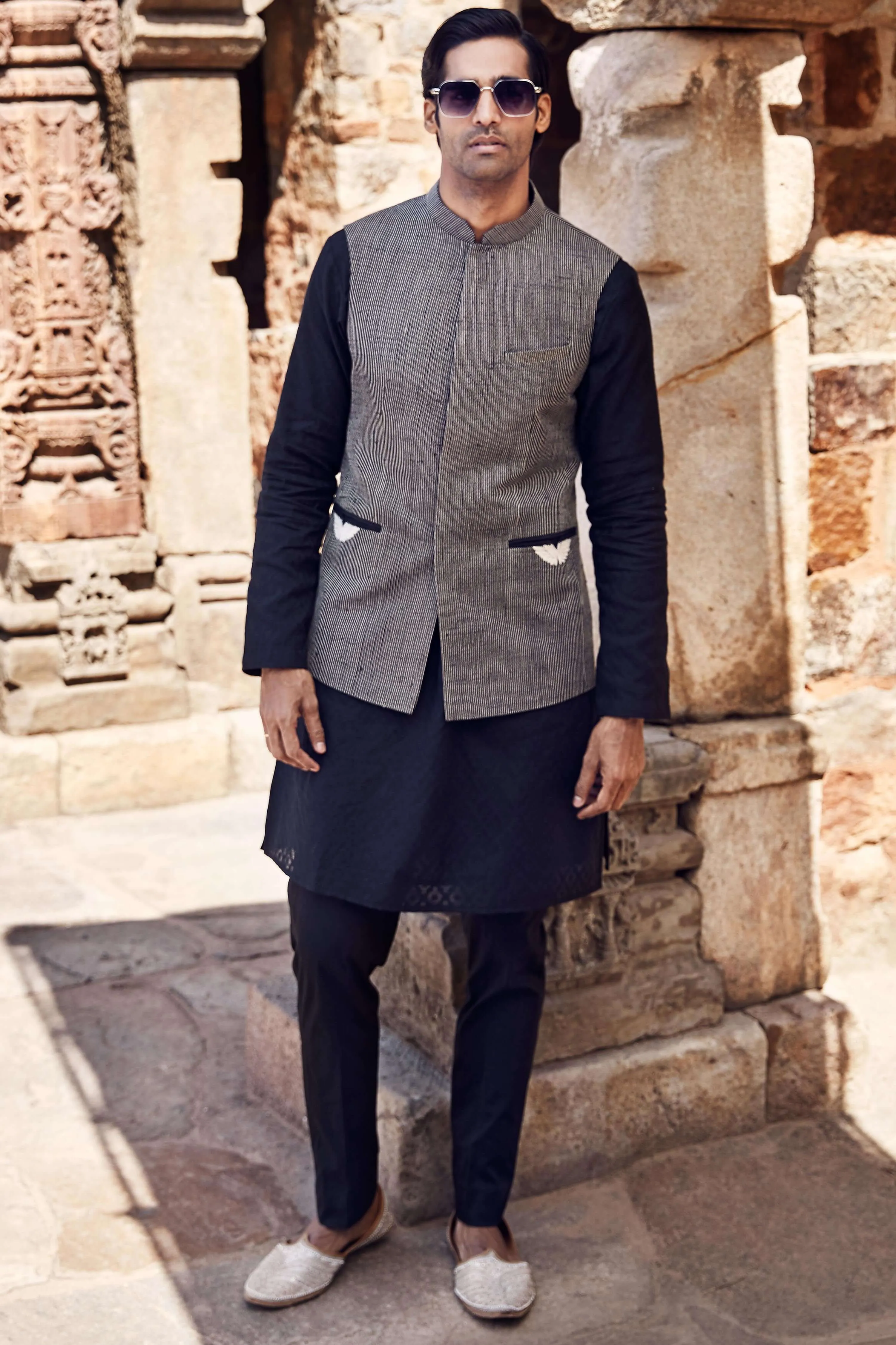 Black double wing bundi and kurta set