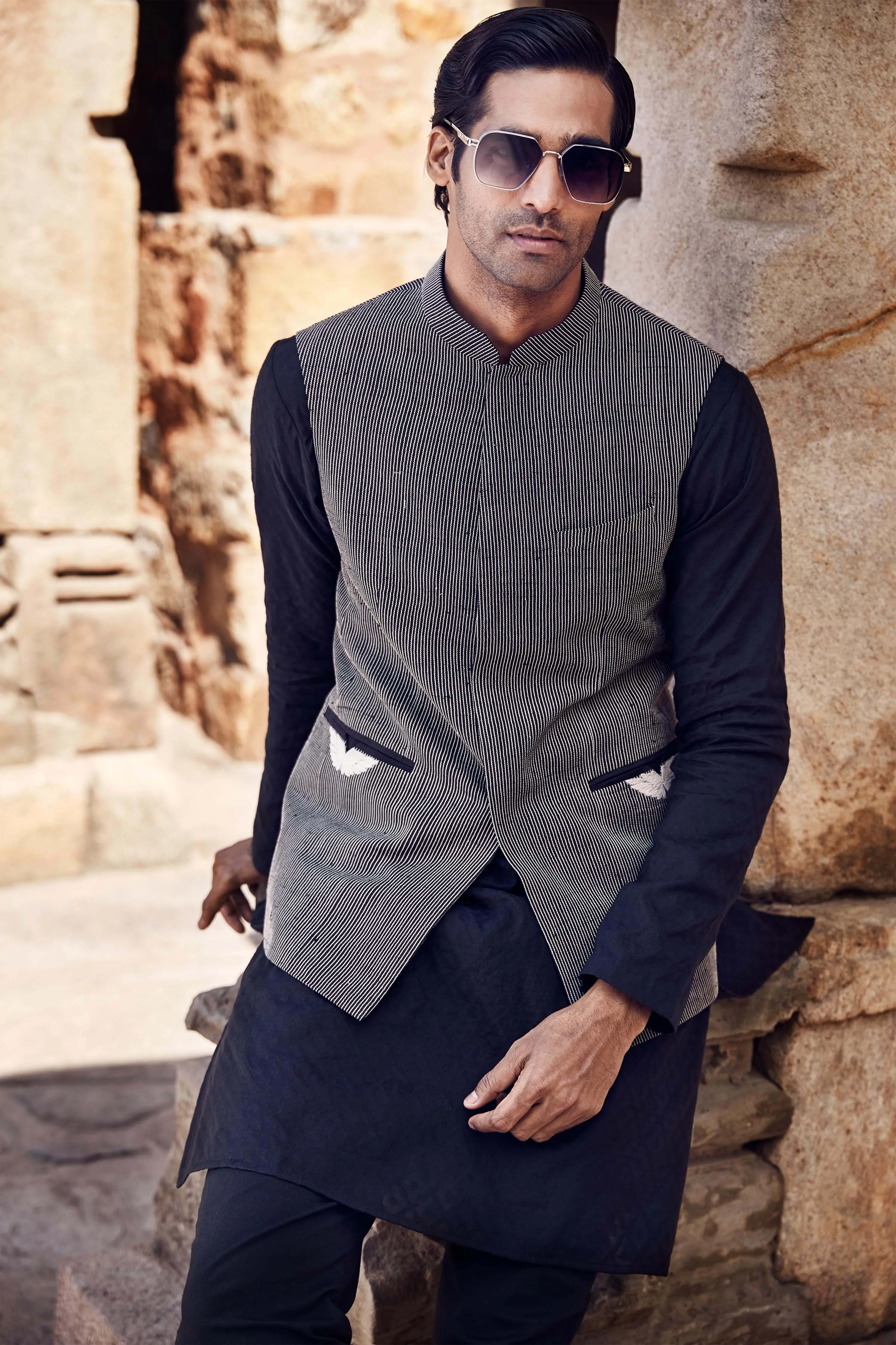 Black double wing bundi and kurta set