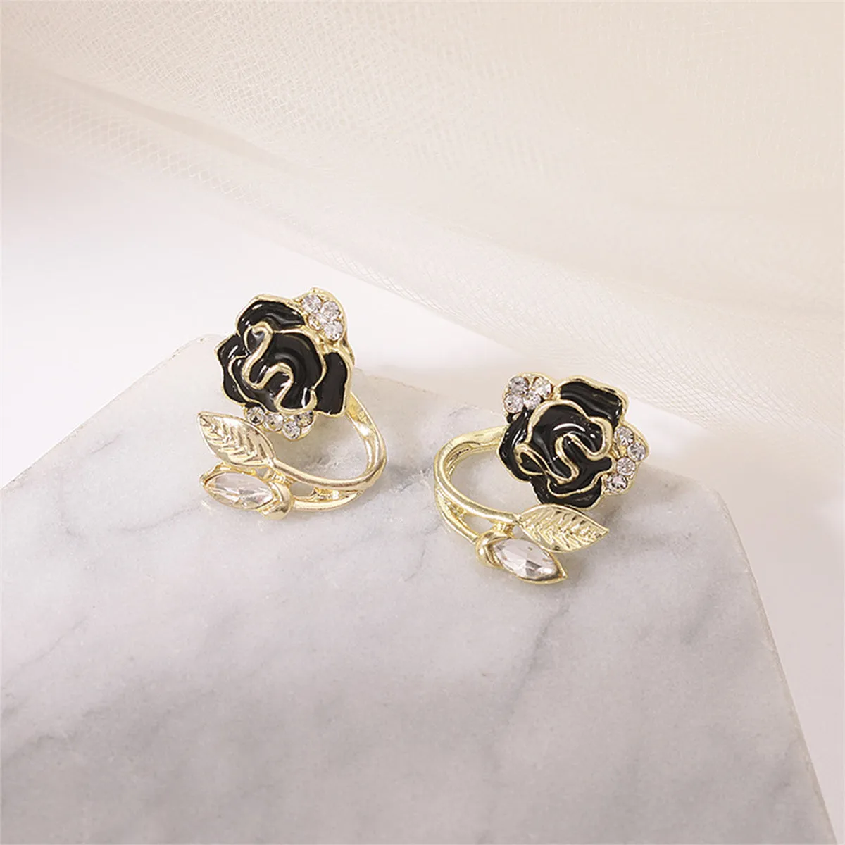 Black Enamel & Crystal Flower Ear Jacktes