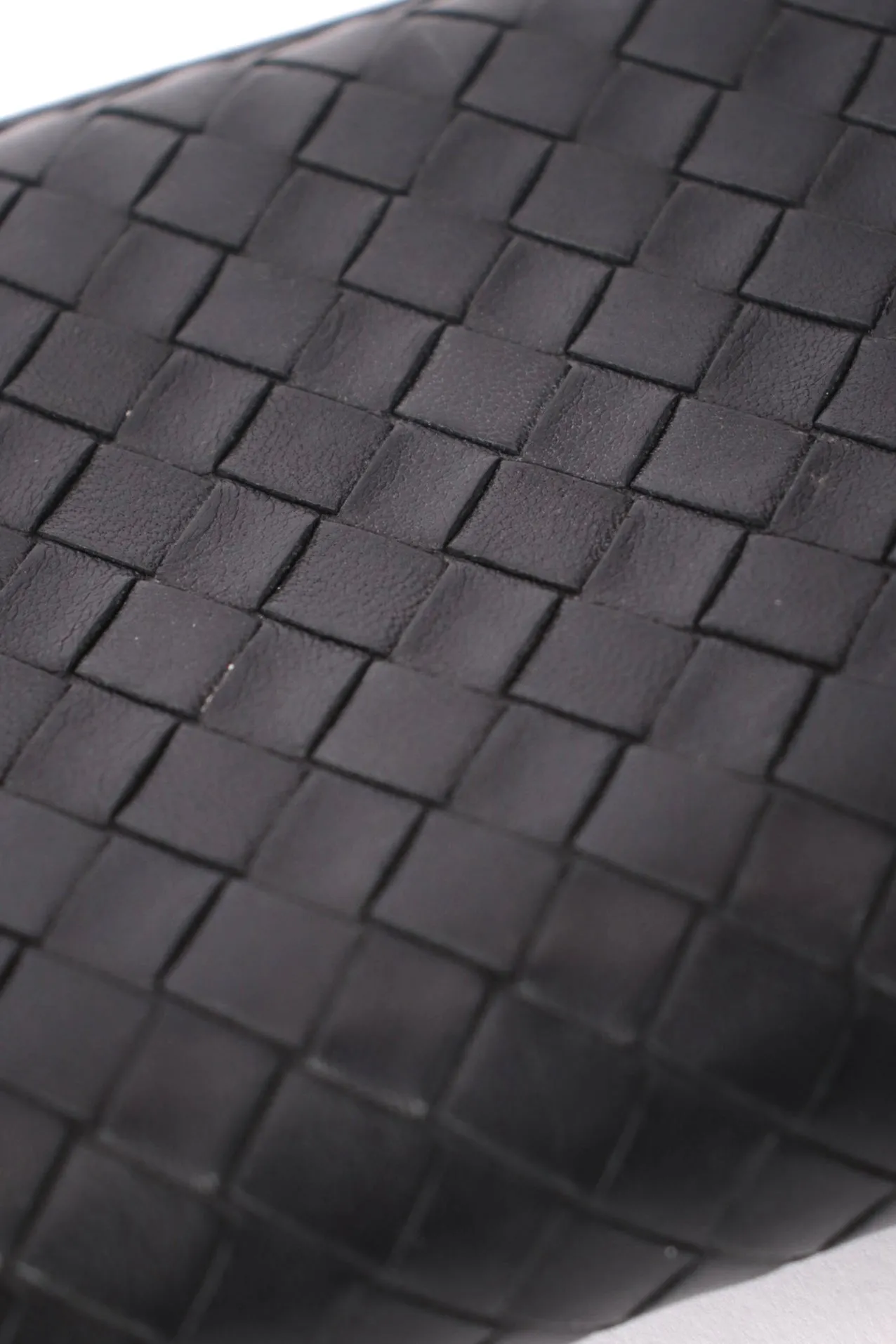 Bottega Veneta Intrecciato Zip Wallet*