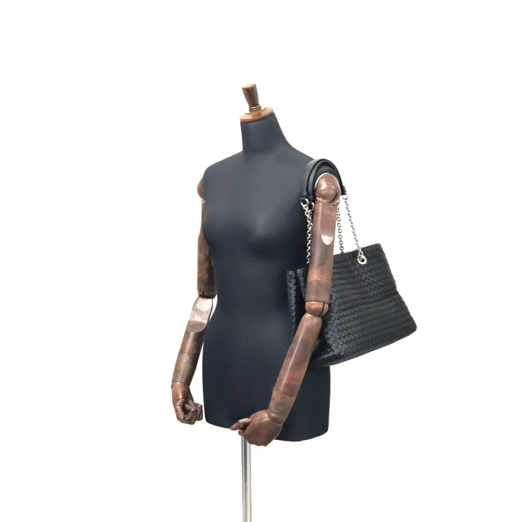 Bottega Veneta Leather Chain Totebag Black Vintage rses7r