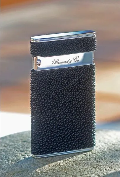 Brizard and Co. The "Sottile" Lighter - Stingray