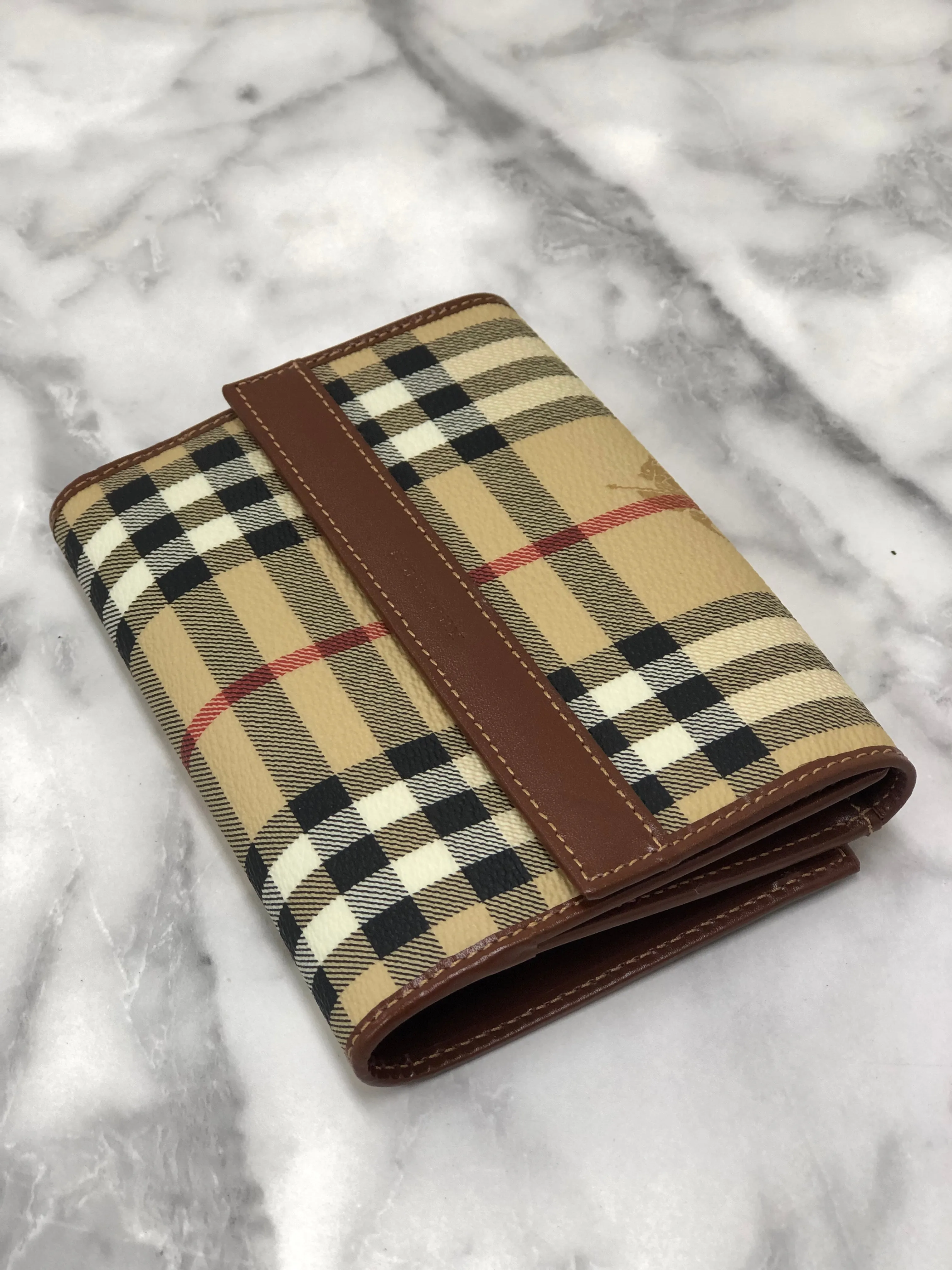 Burberry Nova Check Logo PVC Leather Folded Wallet Beige Vintage y7ama2