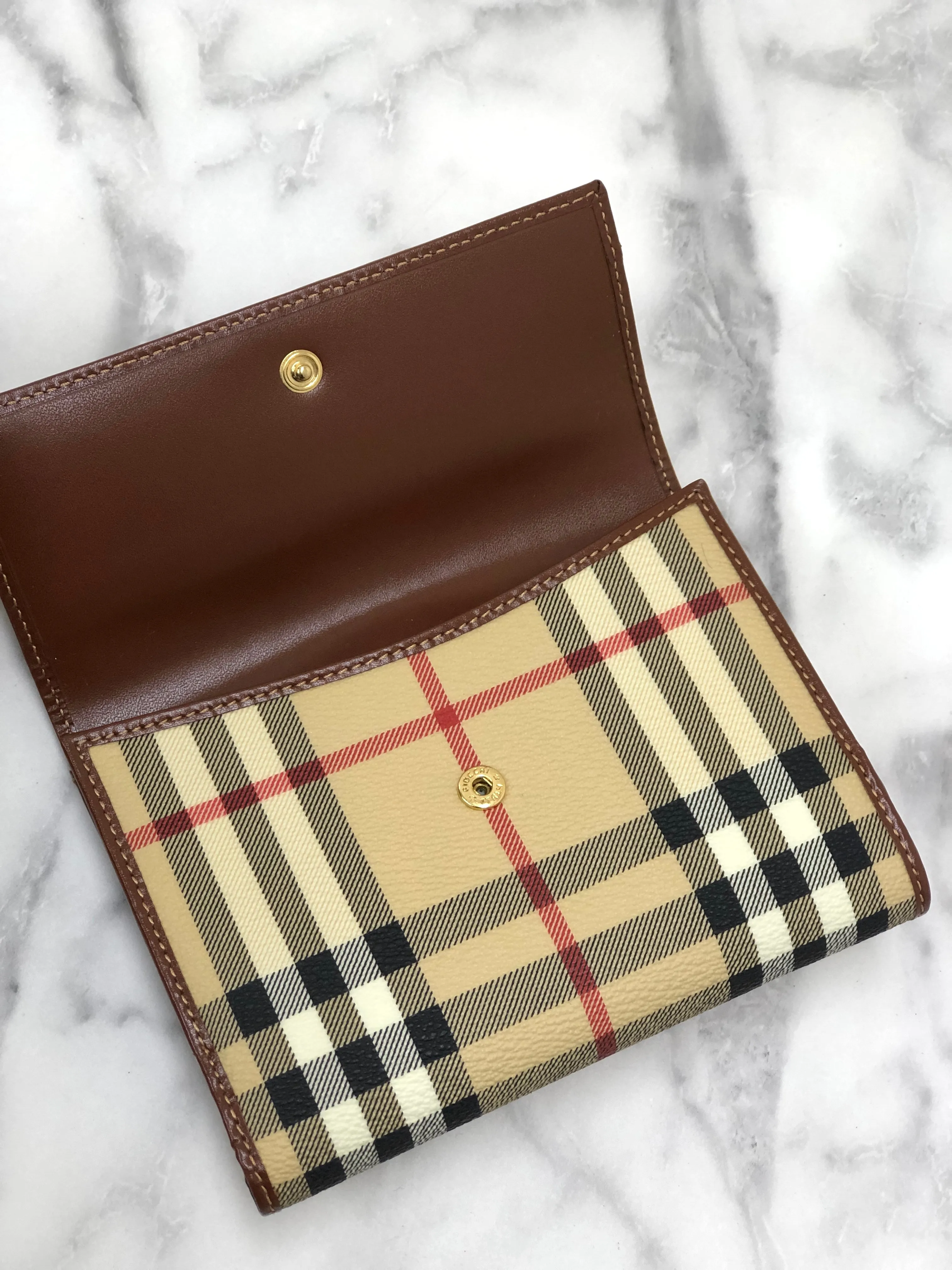 Burberry Nova Check Logo PVC Leather Folded Wallet Beige Vintage y7ama2