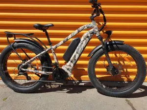 BUZZ BIKE TT DOUBLE BATTERY DELUXE 26" X 4 " CAMO