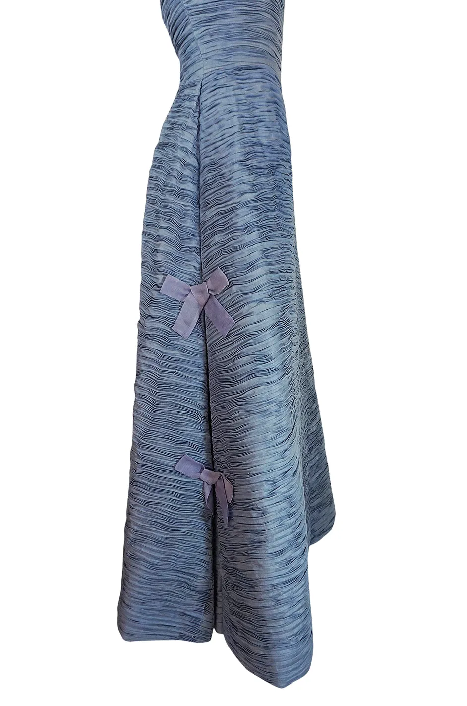 c.1965 Sybil Connolly Couture Bow Detailed Blue Pleated Irish Linen Dress