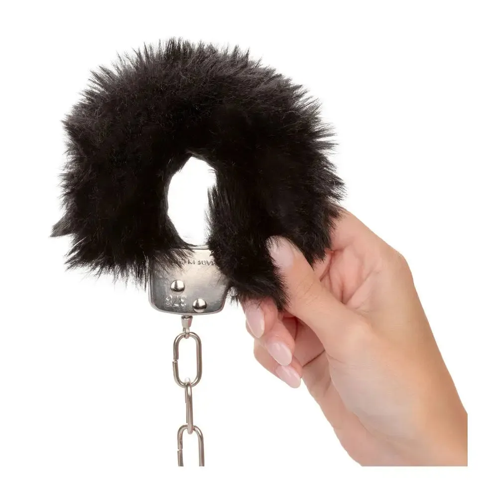 California Exotic Ultra Fluffy Furry Metal Cuffs with 2 Keys