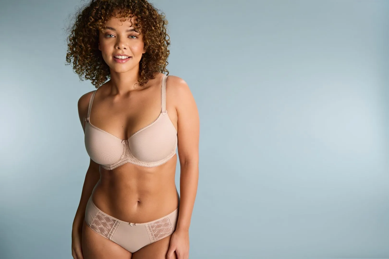 Cari Spacer Bra - Champagne