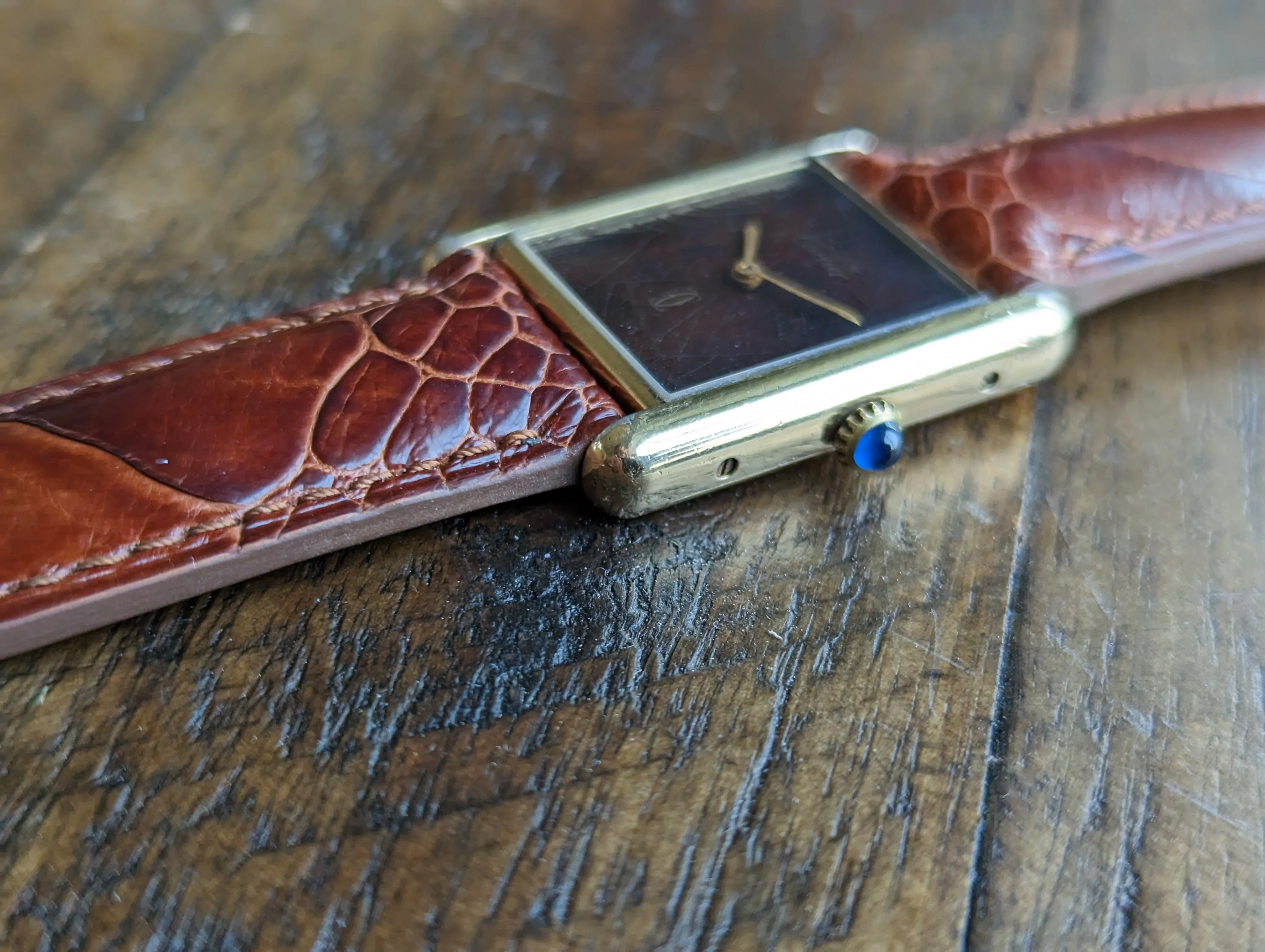 Cartier Tank Vermeil Burgundy - Manual Wound