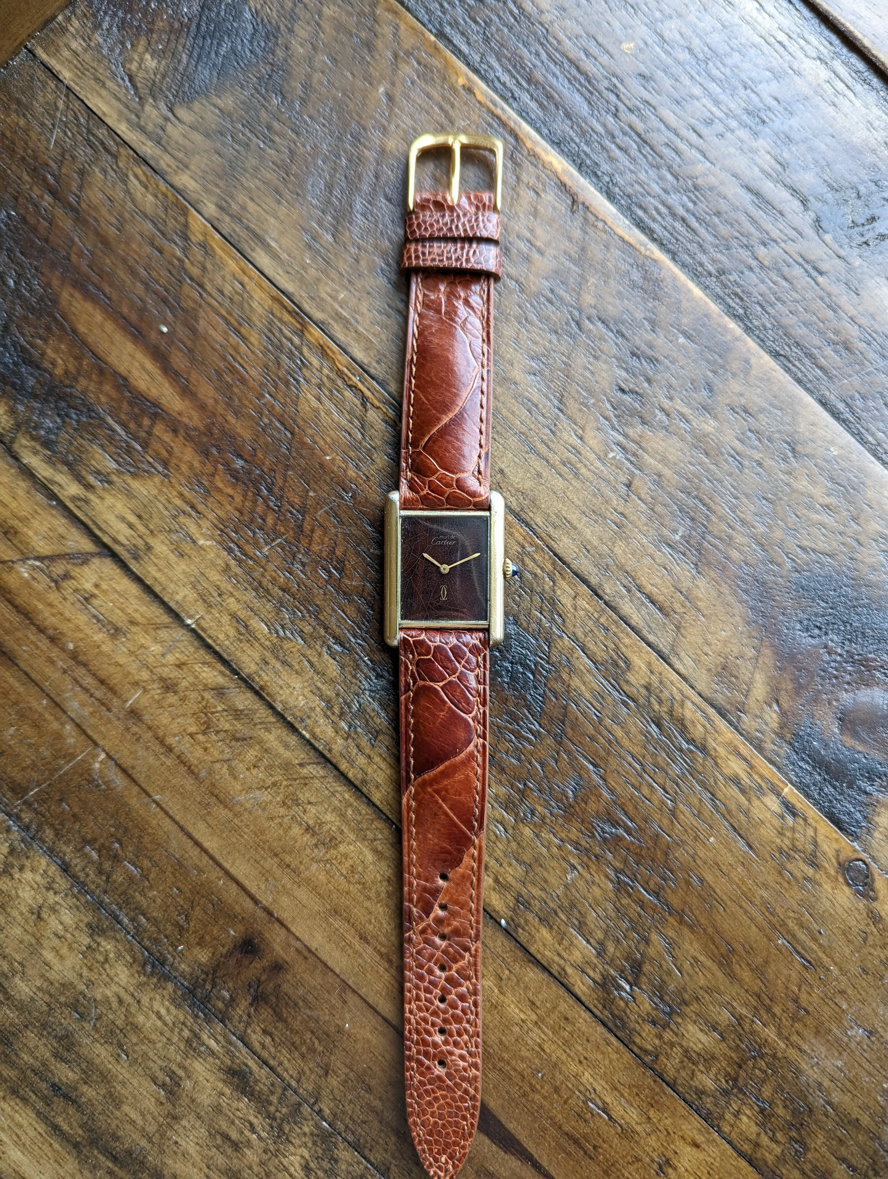 Cartier Tank Vermeil Burgundy - Manual Wound