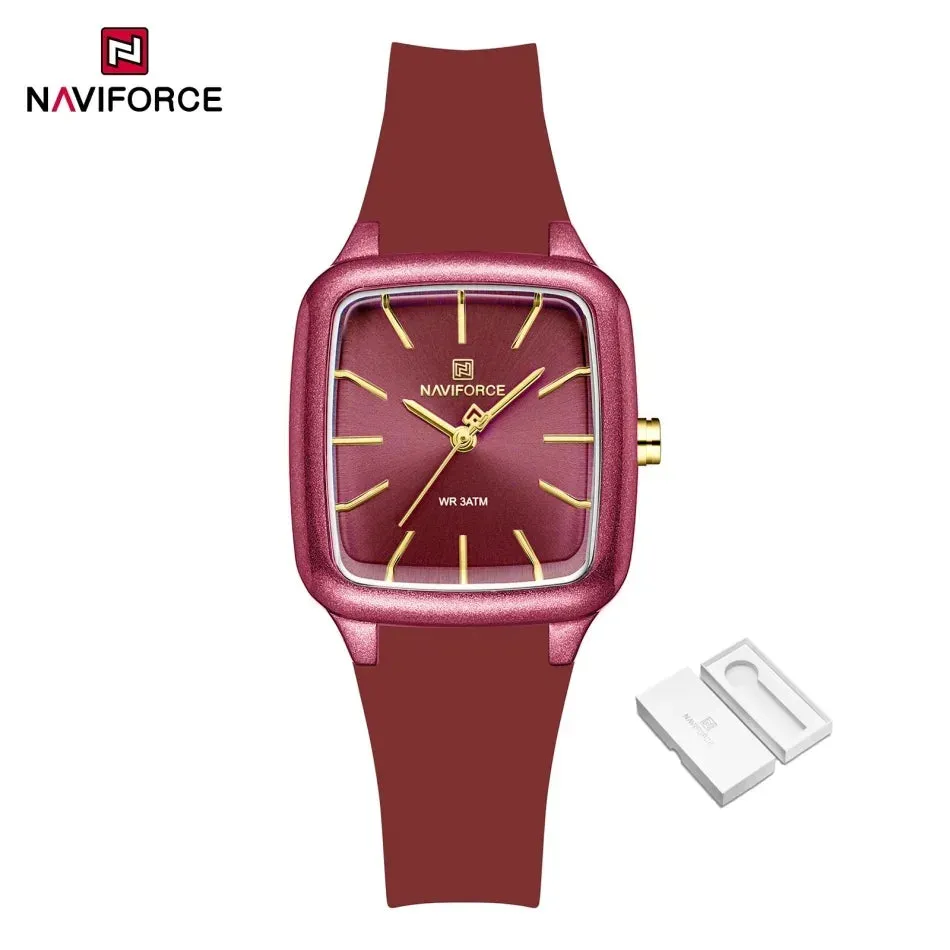 Chic Silicone Women's Quartz Watch