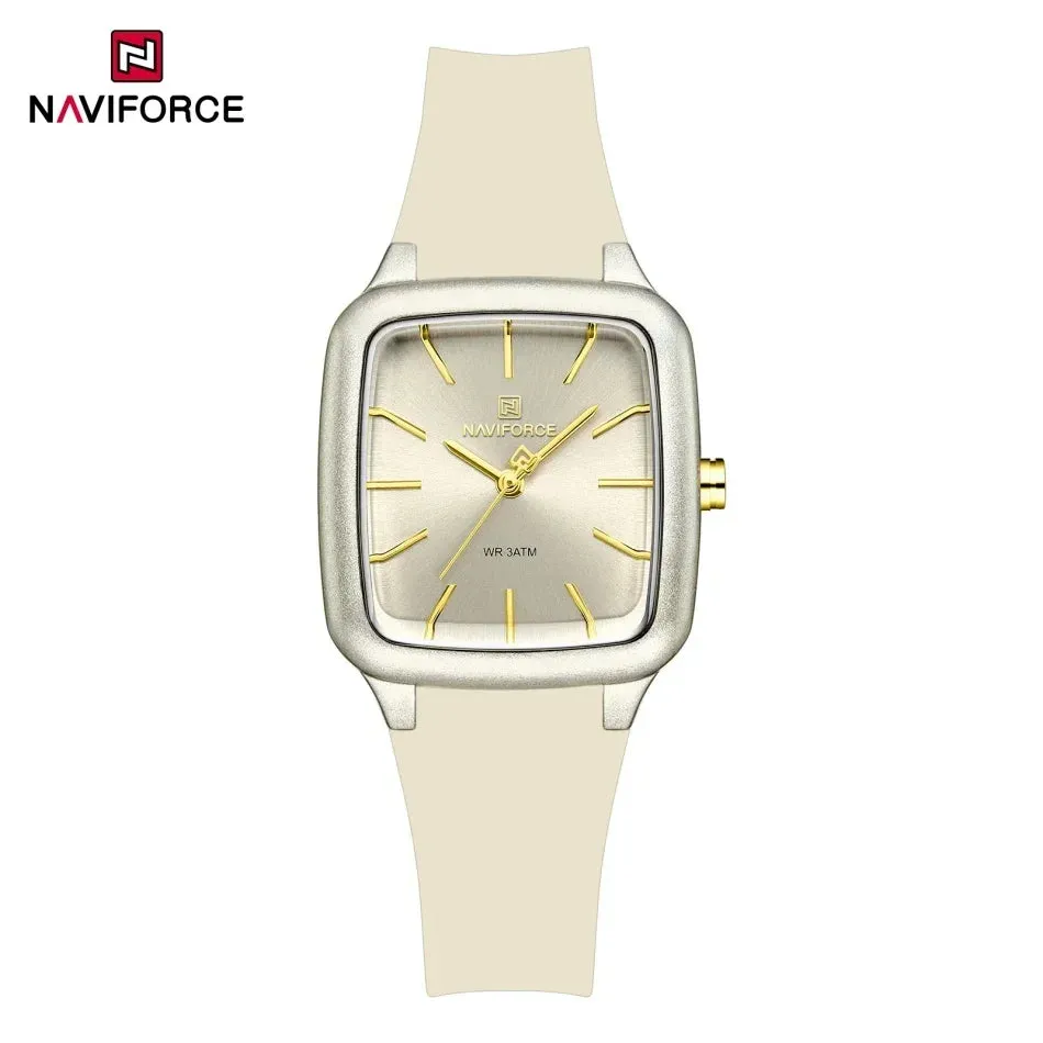 Chic Silicone Women's Quartz Watch