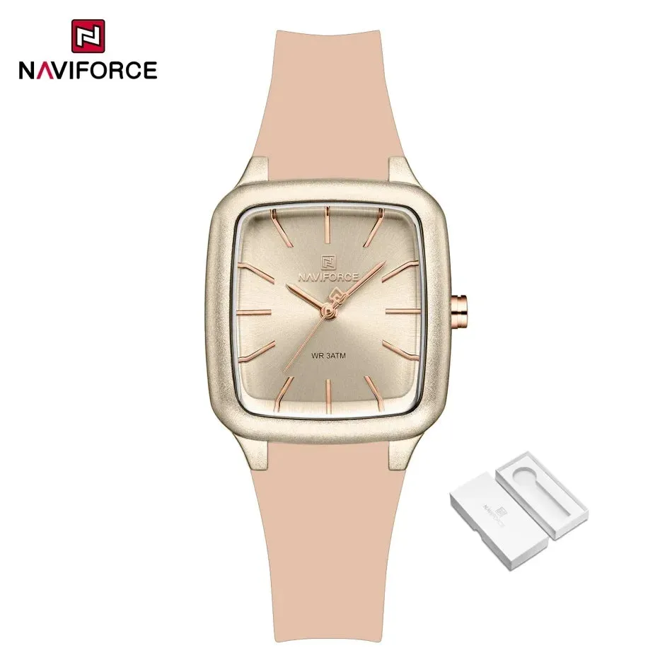 Chic Silicone Women's Quartz Watch