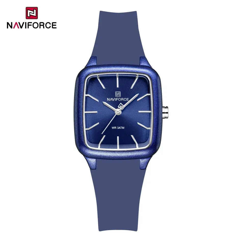 Chic Silicone Women's Quartz Watch
