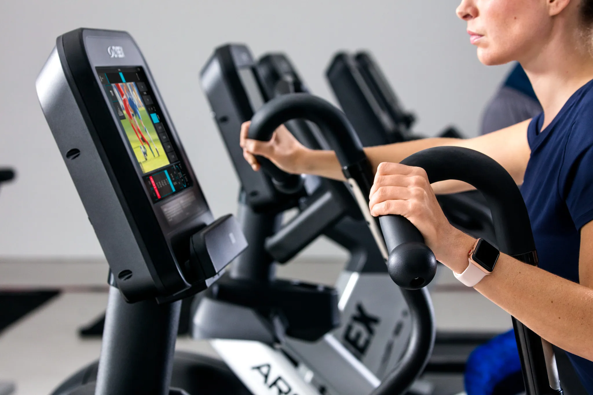 CYBEX R SERIES TOTAL BODY ARC TRAINER