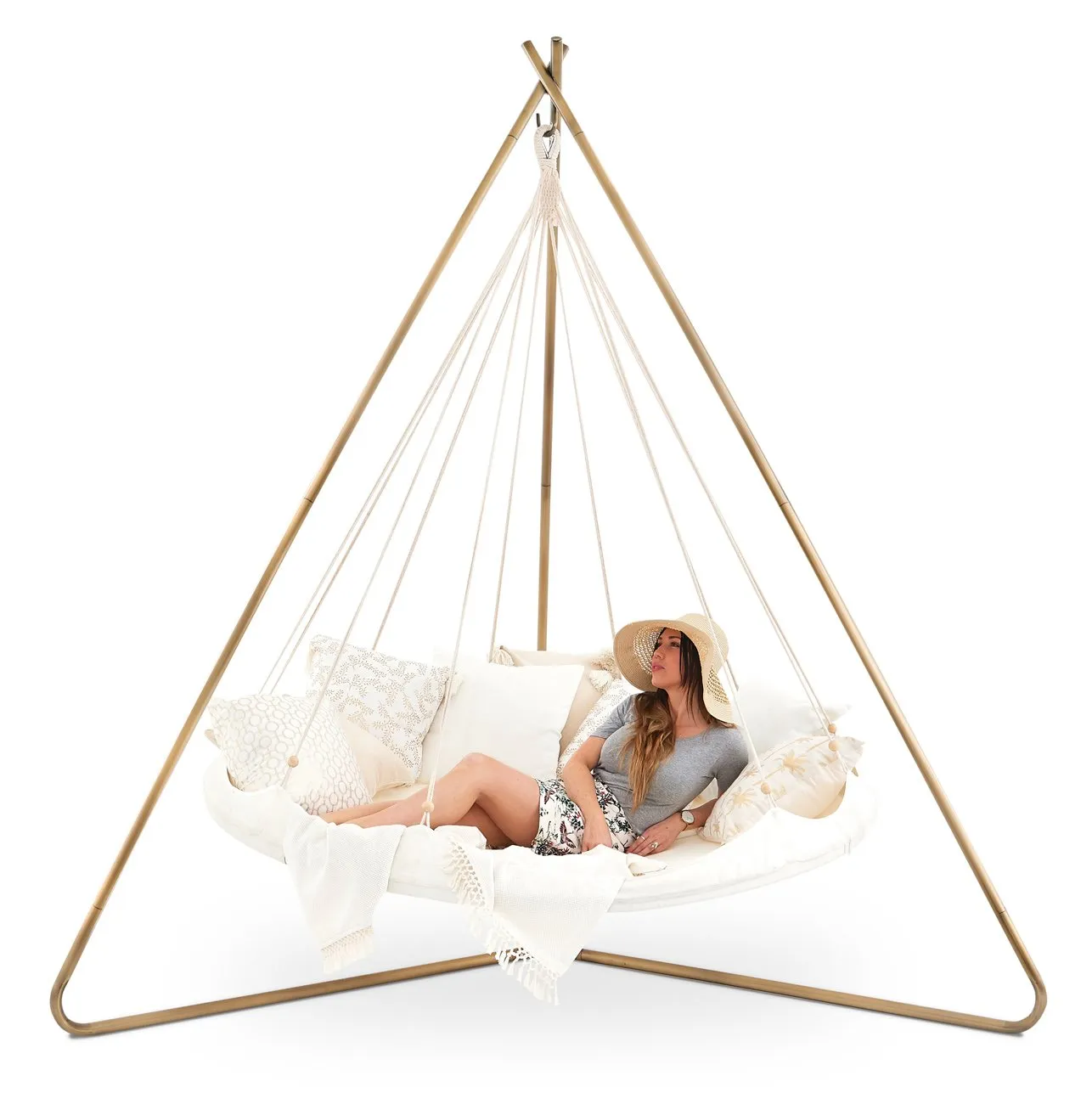 Deluxe Sunbrella® TiiPii Bed, Large