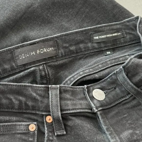 DENIM FORUM • Yoko High Rise Slim in Stay Black • 26