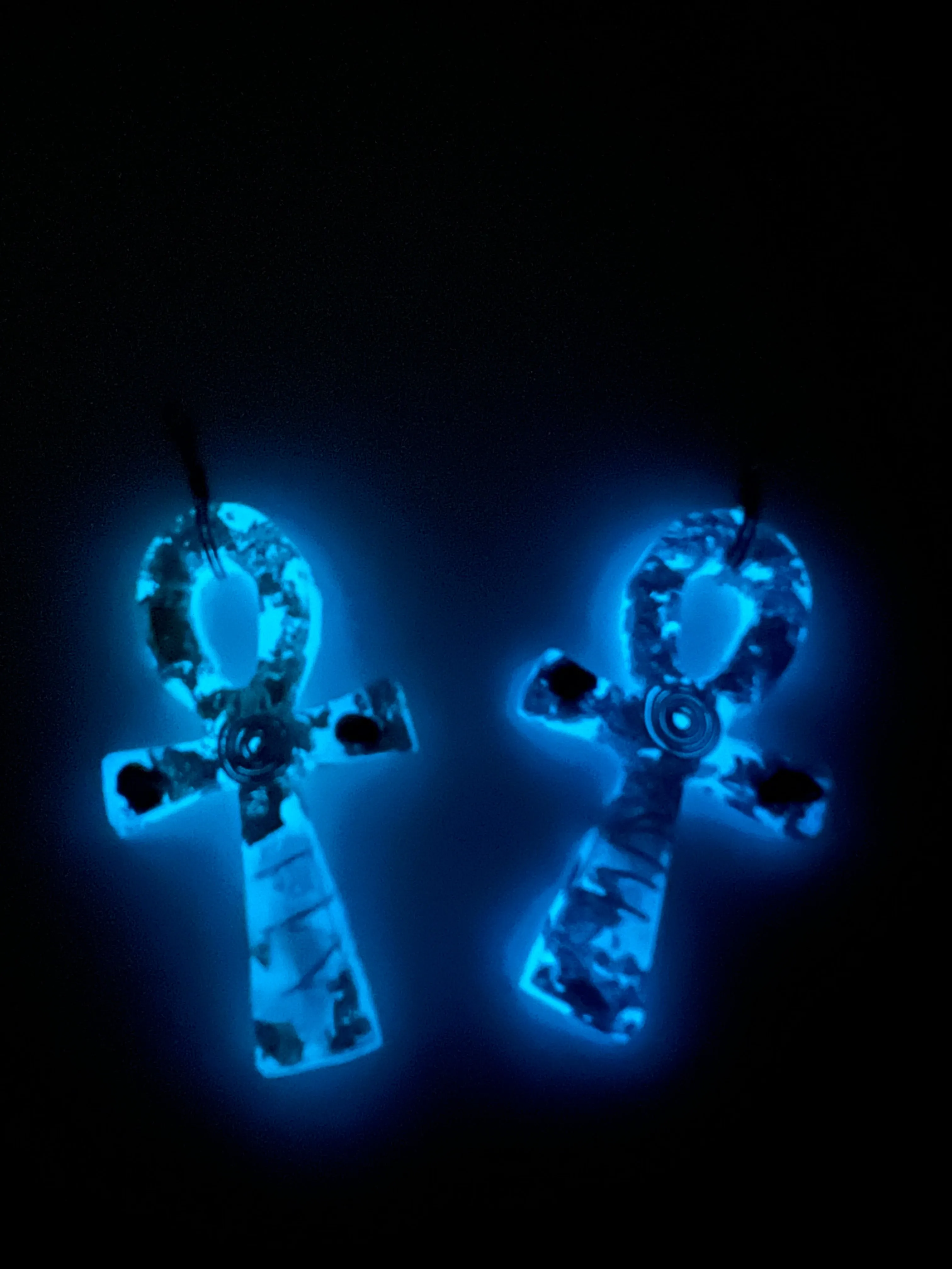 Divine Balance Glo Ankh