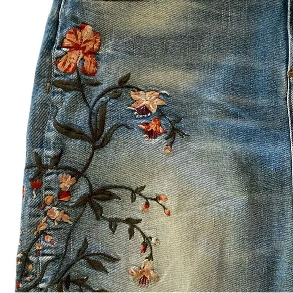 Driftwood Saydi Embroidered Floral Denim Mini Skirt Size 29