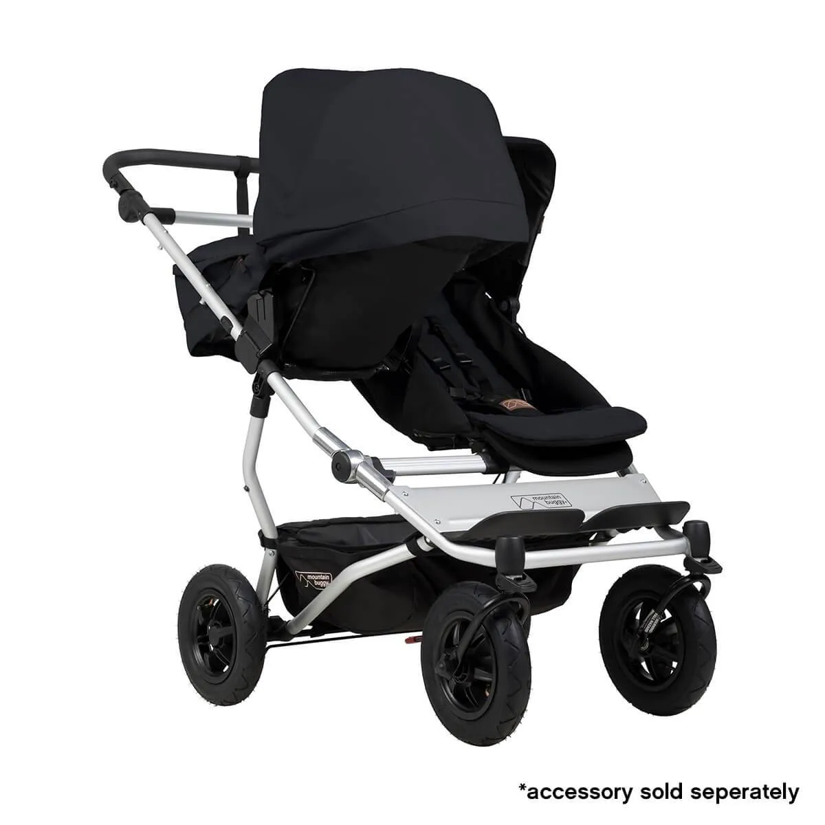 duet™ and two carrycot plus™ bundle