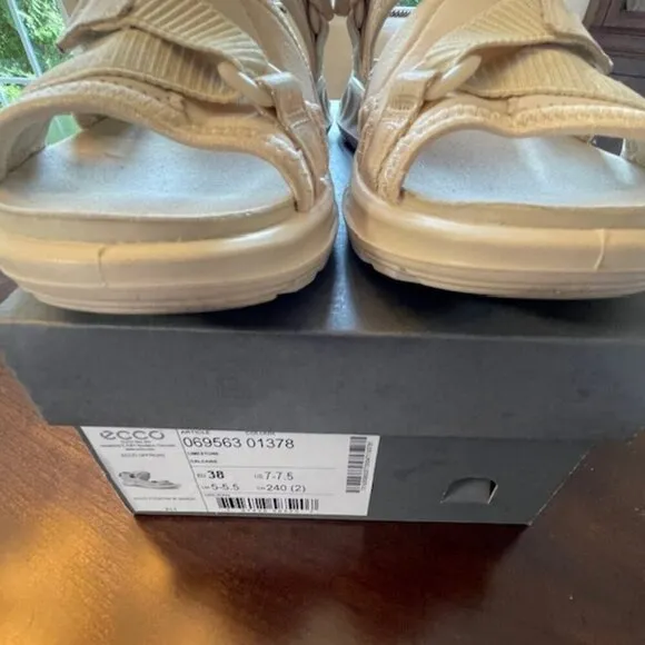 Ecco Sport Exowrap 3S Velcro Sandal Size 38 Item
