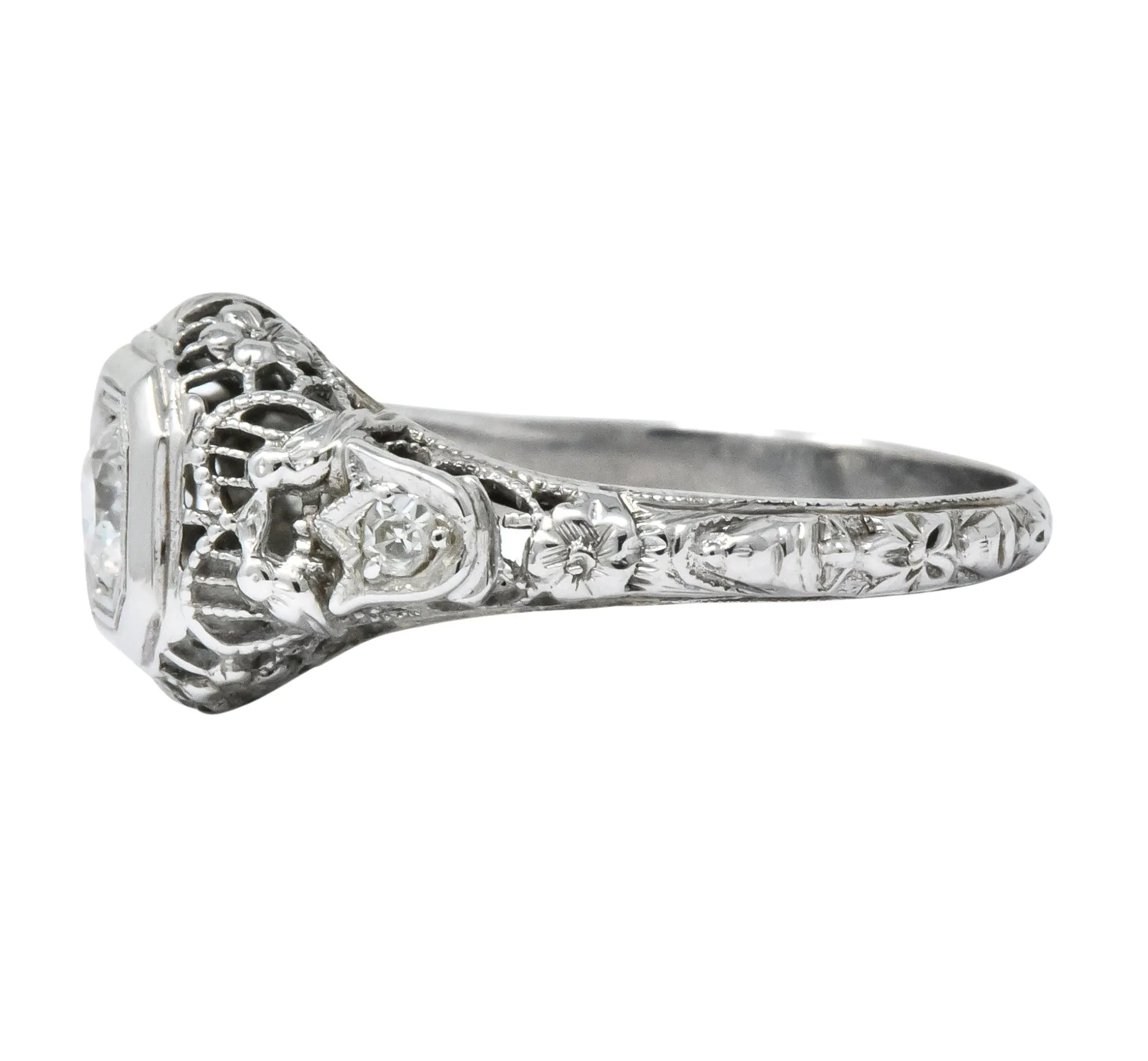 Edwardian 0.32 CTW Diamond 18 Karat White Gold Engagement Ring