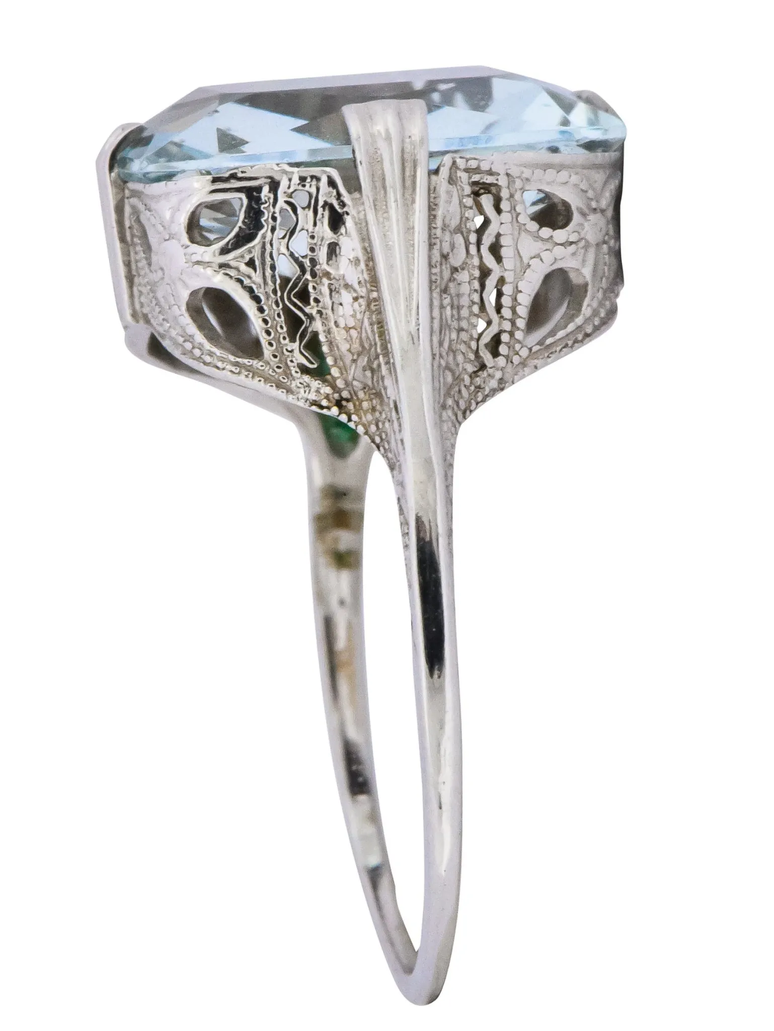 Edwardian 4.00 CTW Aquamarine 14 Karat White Gold Ring