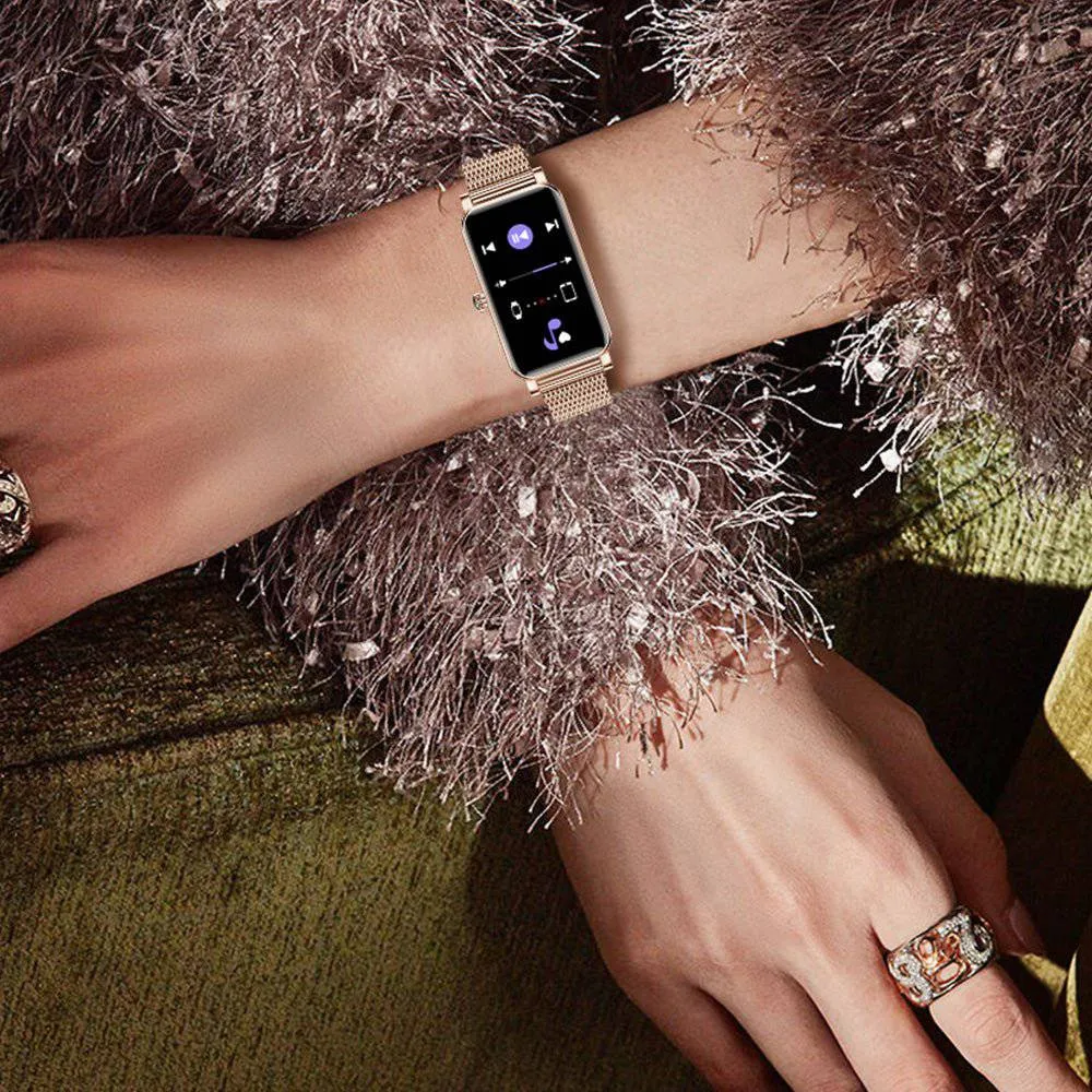 Elegant Women’s Smartwatch – Stylish, Functional & Health-Focused