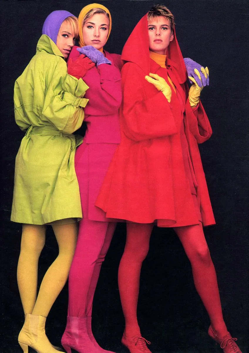 ELLE Magazine Spain September 1990 ELAINE IRWIN Emma Sjoberg MONICA BELLUCCI